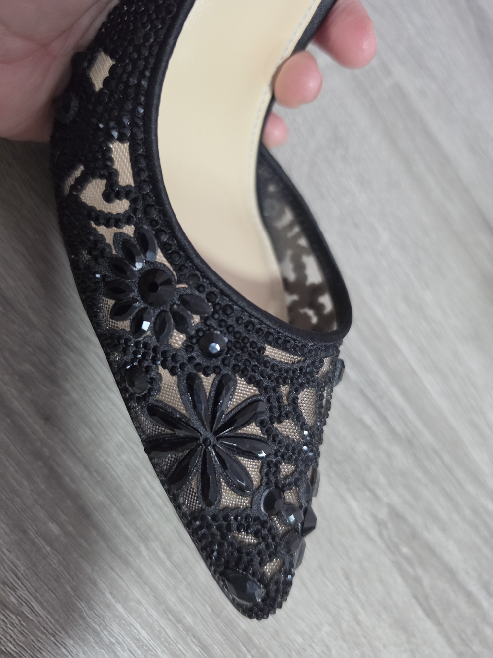 Betsey Johnson Chic Black Heels, Size 8 - Picture 4 of 9